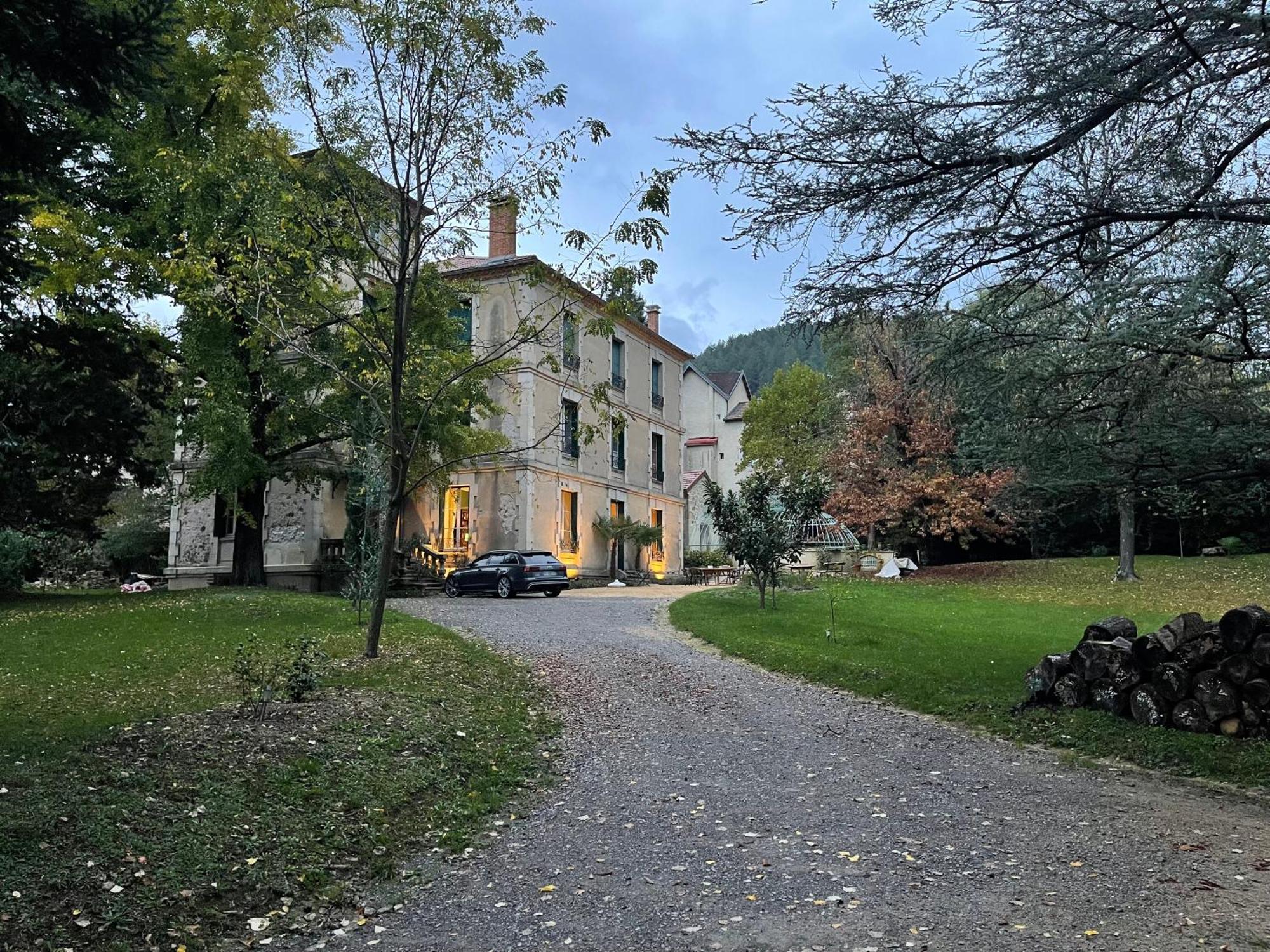 Villa Firmin Galimard - Gite Vals-les-Bains Extérieur photo